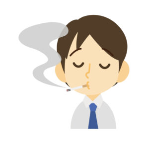 喫煙する男性